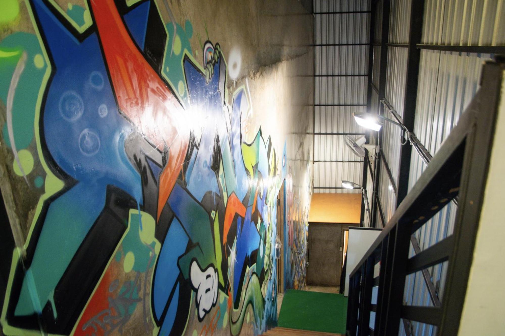 Area81 Hideout Hostel 방콕 외부 사진